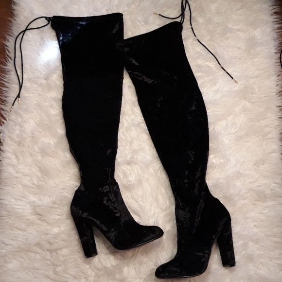 justfabulous Shoes - Nwot philipa Chunky velvet platform heels